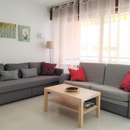 Elizabeth Beach Apartment With Seaviews! Torremolinos Bagian luar foto