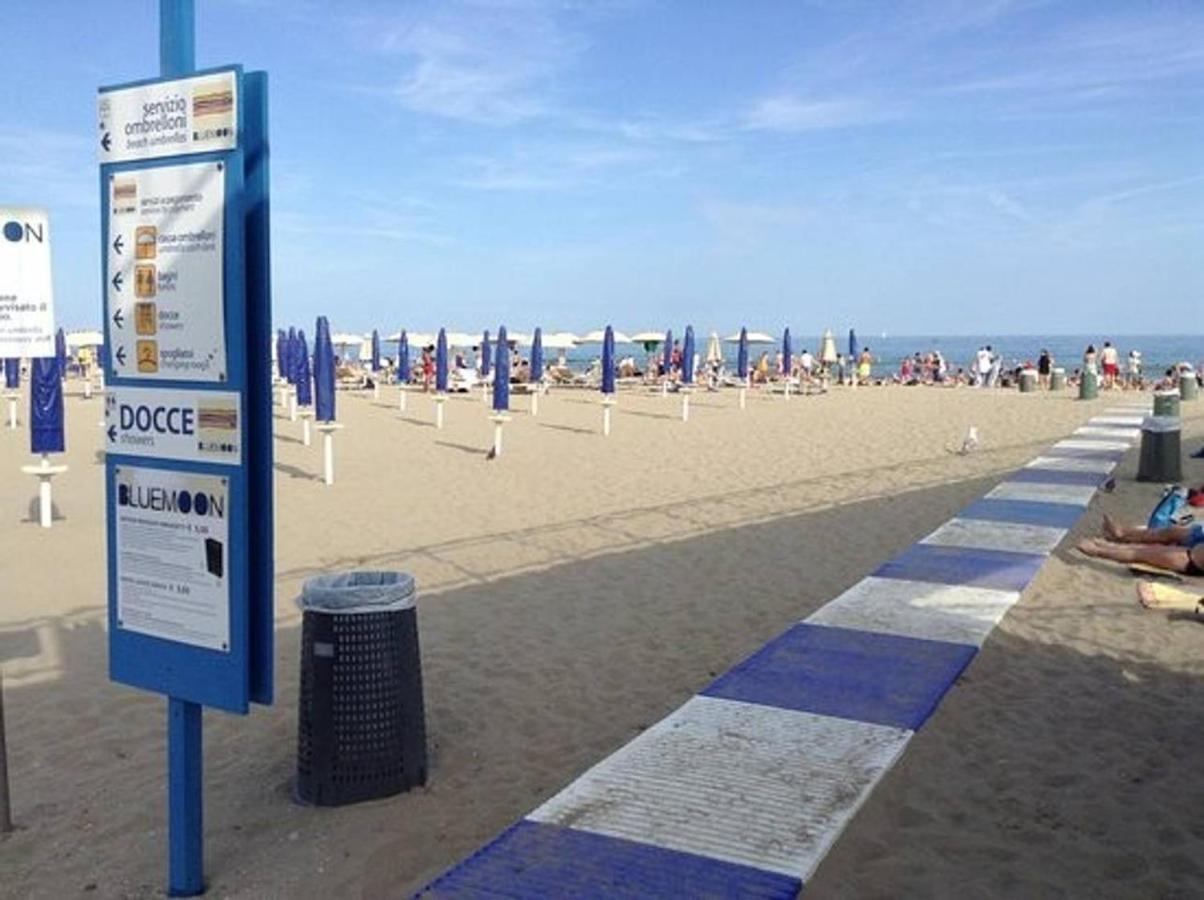 Elizabeth Beach Apartment With Seaviews! Torremolinos Bagian luar foto