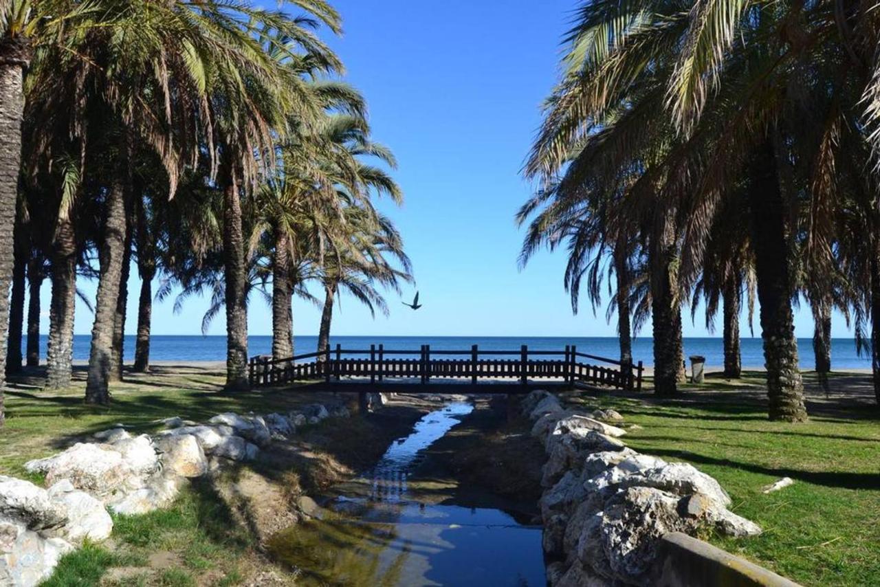 Elizabeth Beach Apartment With Seaviews! Torremolinos Bagian luar foto