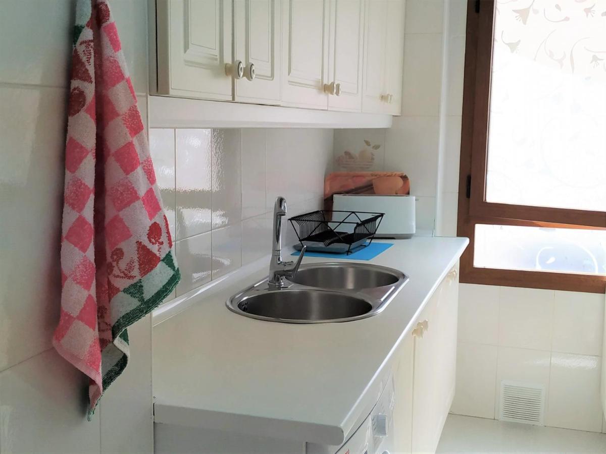 Elizabeth Beach Apartment With Seaviews! Torremolinos Bagian luar foto